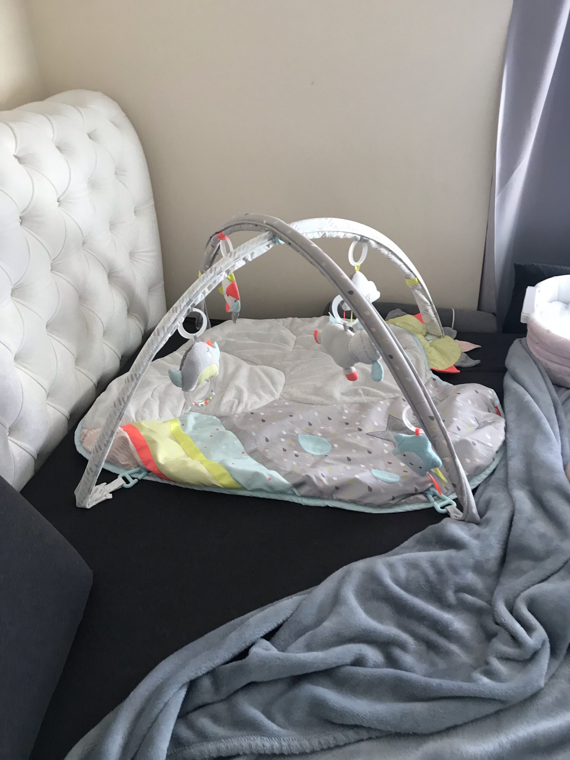 can you sleep with baby in bed