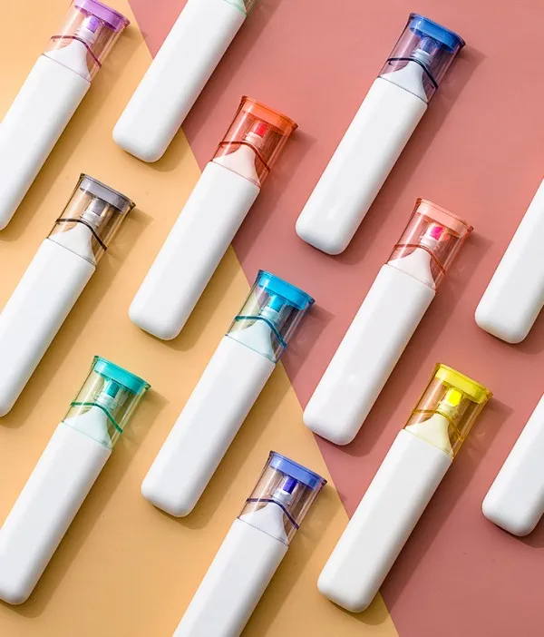 annotating book with pen and sticky notes - Twin-tip Highlighter Sticky Notes 17-Piece Book Annotation Kit ...