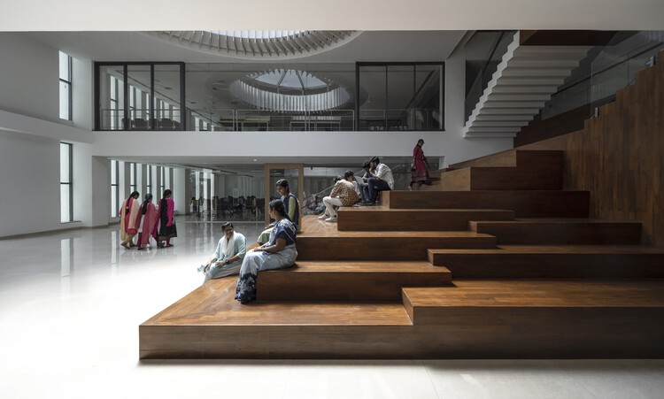 university library interior - Sona University Centre & Library Block / IMK Architects | ArchDaily